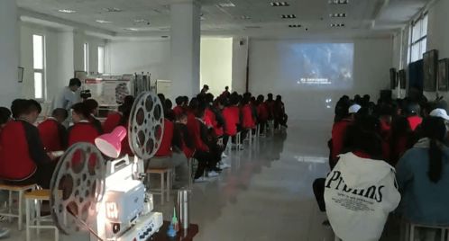 大同長城文化和紅色電影進(jìn)校園活動(dòng)在市文化藝術(shù)學(xué)校舉辦