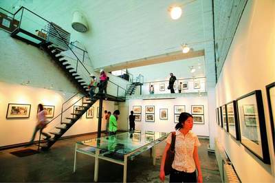 北京798--從軍工廠到藝術(shù)區(qū)