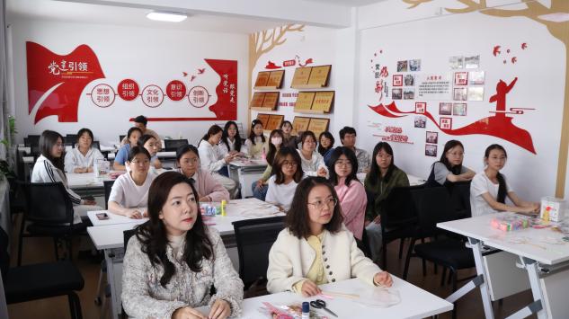 扇舞古韻，文化沁心——潤澤書院舉辦DIY團扇文化藝術體驗活動